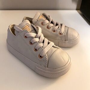 Converse toddlers sneakers size 7
